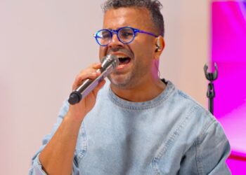 Gerardo Rivas presenta “Dile Rivas Live” la producción discográfica promete transmitir la energía y emoción de disfrutar los temas en vivo.