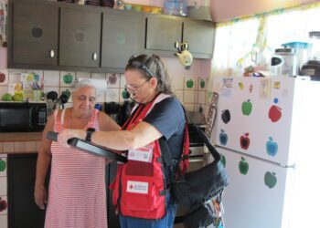 Campaña Activa tu Alarma de la Cruz Roja Americana sobrepasa las 20,600 alarmas de humo instaladas en Puerto Rico