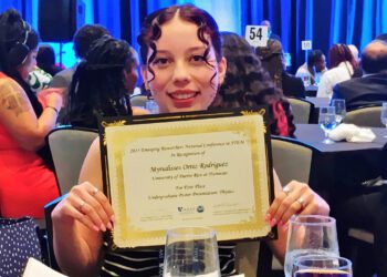 Estudiante de la UPR en Humacao recibe primer premio en Congreso Nacional de Investigadores Emergentes en STEM