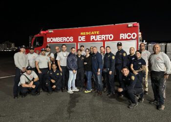 Gobernadora activa al Cuerpo de Bomberos para ayudar con rescate en la República Dominicana