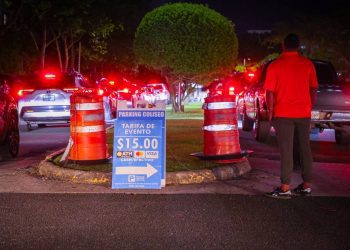 DACO emite más de 20 multas a estacionamientos del Choliseo por cobros abusivos
