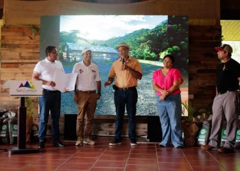 Exitosa 4ta Cumbre Agrícola en Hacienda Muñoz en San Lorenzo