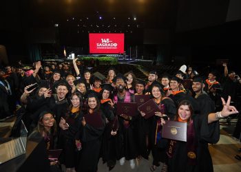 La Universidad del Sagrado Corazón gradúa a 938 estudiantes y confiere el doctorado honoris causa a Gloria Viscasillas Aponte  