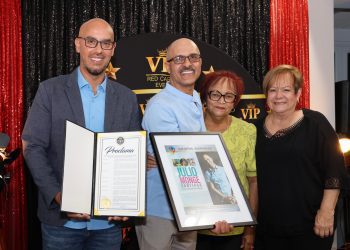 Honran al reconocido actor boricua Julio Monge por su trayectoria artística