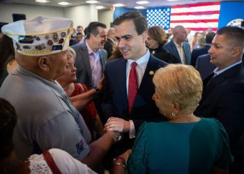 Comisionado Residente anuncia aprobación en comité de nuevo contrato de arrendamiento para centro comunitario de veteranos en Puerto Rico