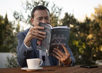 El reconocido autor José Luis Navajo presenta su nuevo y conmovedor libro Destellos de Sabiduría
