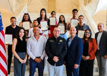 Senado reconoce logros de jóvenes atletas de alto rendimiento con discapacidad intelectual