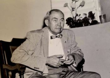 A conmemorar el natalicio de Don Miguel Meléndez Muñoz en Cayey.