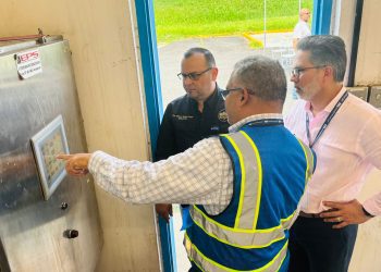 Senador Héctor Sánchez solicita plan de acción urgente para restablecer servicio de agua en Isla Verde y Piñones