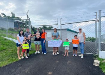 Familias de Aguada piden al Secretario de Educación reconsidere y permita darle acceso a educación Montessori a sus hijos