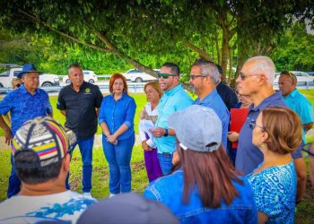 Comisión del Senado inspecciona condiciones de seguridad vial en carreteras de Vega Baja y Morovis   
