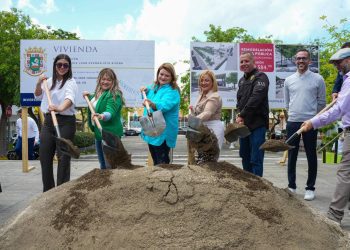 Gobernadora anuncia remodelación en Plaza Pública de Morovis