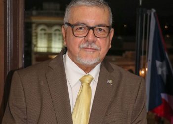 Arecibo rescata 4 escuelas, el Municipio las transformará en espacios de servicio.