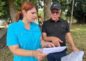 En Cayey, el Municipio continúa proyecto de instalación de aires en escuelas públicas