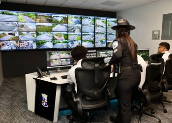 Alcalde inaugura moderno Centro de Monitoreo y Sistema de Cámaras de Seguridad en Manatí