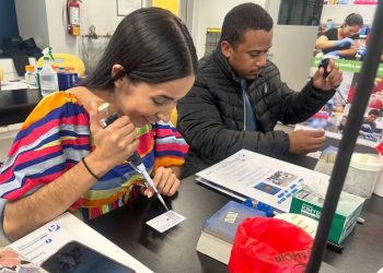 MAESTROS DE CIENCIAS LÍDERES EN BIOTECNOLOGÍA