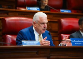 Designado Secretario de Salud comparece ante el Senado en Comisión Total