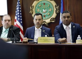 Respaldo firme a proyecto que transformaría el malecón de Cataño en zona de turismo gastronómico