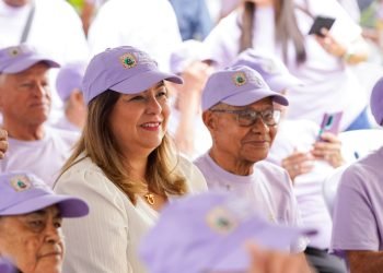 Adultos mayores en el mes de la edad avanzada en evento “En campea somos familia”