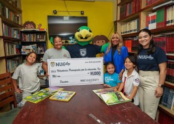 NUC University respalda la educación comunitaria con donación a biblioteca en Santa Isabel