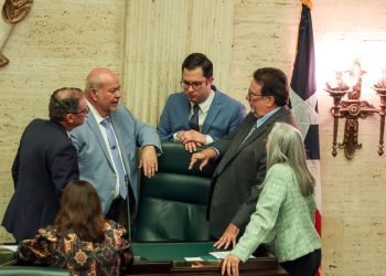 Cámara ratifica enmiendas al próximo presupuesto