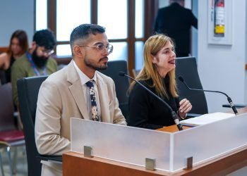 Evalúan legislación sobre intercambio de datos de salud, transparencia en IA y derechos de víctimas de agresión sexual   