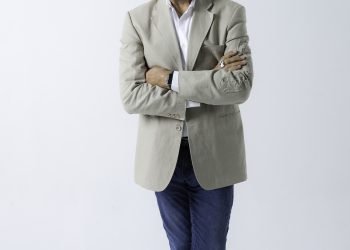 Nueva pieza musical en salsa por Cucco Peña y Power Solar