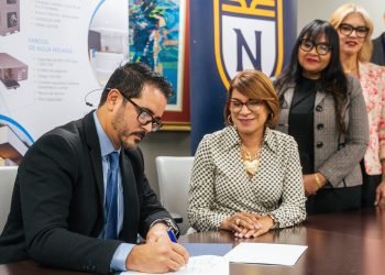 NUC University y Daikin firman acuerdo colaborativo para establecer un centro de capacitación y laboratorio técnico especializado de aire acondicionado y refrigeración en la División Técnica de Bayamón