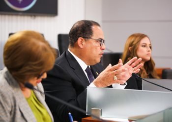 Impulsan legislación para combatir discrimen contra beneficiarios de programas para adquisición de viviendas