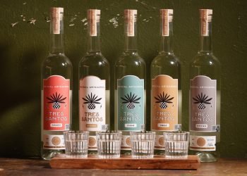 Tres Santos Mezcal apunta a conquistar el mercado de destilados mexicanos en Puerto Rico