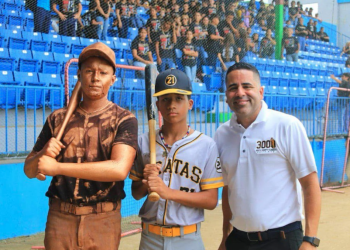 Conmemoración del “Efecto Roberto Clemente” en Orocovis y Salinas