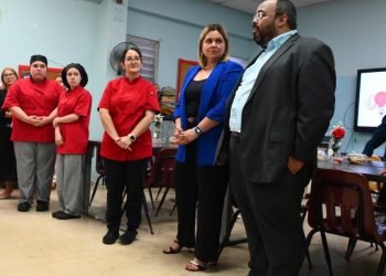 Goya reafirma su respaldo a la educación técnica y vocacional en la Escuela Superior Vocacional Tomás Ongay