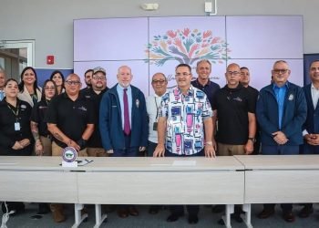 Sistema de Emergencias 911 y el DSP formalizan acuerdos con los municipios de Coamo y Juana Díaz para fortalecer la respuesta a emergencias