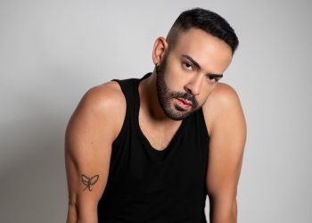 José Alfredo presenta su nuevo sencillo navideño “La lista de los chicos malos”