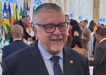 Certificado el superávit de $8 millones en Arecibo y $15 millones en caja.