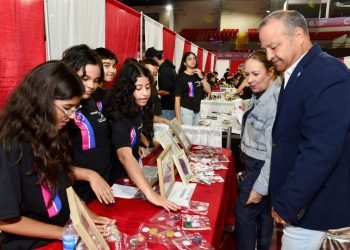 Niños y jóvenes cagüeños aceptan el reto de crear sus negocios