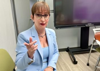 Instan al gobierno a crear centros de tratamiento de abuso de sustancias para atender las nuevas políticas federales sobre el sinhogarismo