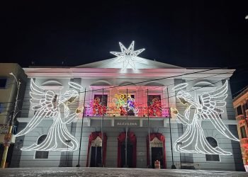 Arecibo invita a celebrar la auténtica Navidad, el centro urbano se ilumina para las familias