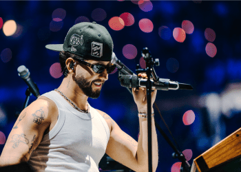 Mora  Cierra su gira mundial “Lo Mismo de Siempre” con dos funciones 360º en el Coliseo de Puerto Rico