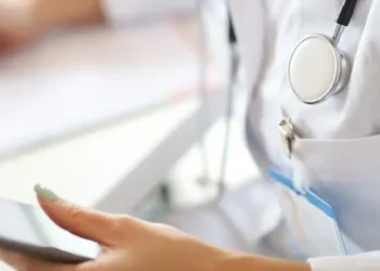 Profesionales de la salud piden a la Gobernadora no firmar el PS 504 por considerarlo un riesgo para la vida de las personas gestantes