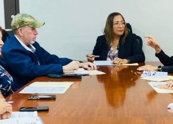 Senadora Brenda Pérez Soto refuerza colaboración interagencial para mejorar la seguridad pública en el Distrito de Arecibo