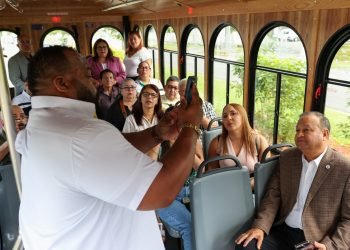 Caguas lanza la aplicación “Muévete Libre”, una nueva plataforma digital gratuita que facilita la movilidad en la ciudad