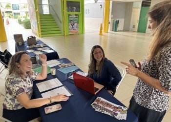 Escuela pública fundada por puertorriqueñas invita a educadores de la Isla a ampliar oportunidades profesionales en Florida