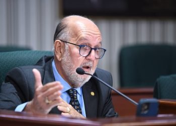 Inicia en la Cámara la evaluación del Código Municipal sobre salarios de alcaldes