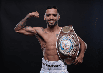 campeón mundial unificado Oscar “El Pupilo” Collazo FIRMA CON LA AGENCIA DEPORTIVA RIMAS SPORTS