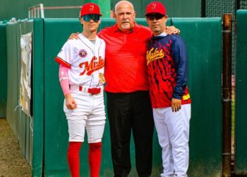 La Familia Monge: una dinastía del béisbol que sigue marcando la historia de los Mulos del  Valenciano
