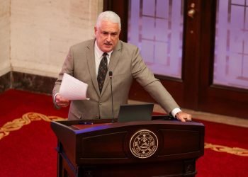 Senado aprueba programa de desvío para atender la explotación financiera contra personas de edad avanzada