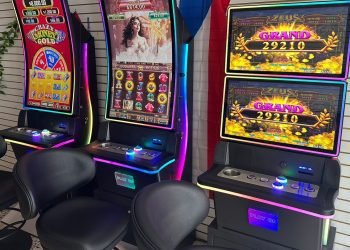 Al tribunal dueños de máquinas de azar en reclamo de transparencia y acción de la Comisión de Juegos