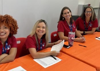 Buscan maestros de Puerto Rico para oportunidades docentes en Florida